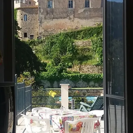 Διαμέρισμα In Storica Con Piscina