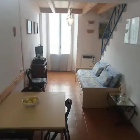 In Storica Con Piscina