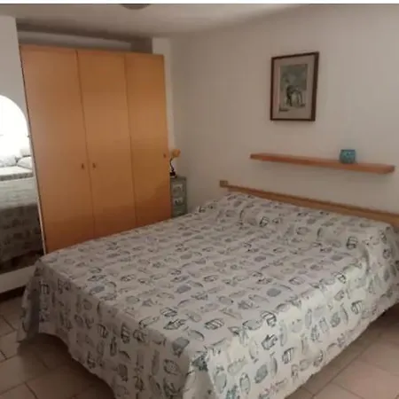 Apartamento In Storica Con Piscina Poggio (Livorno)